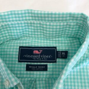 Vineyard Vines button down
